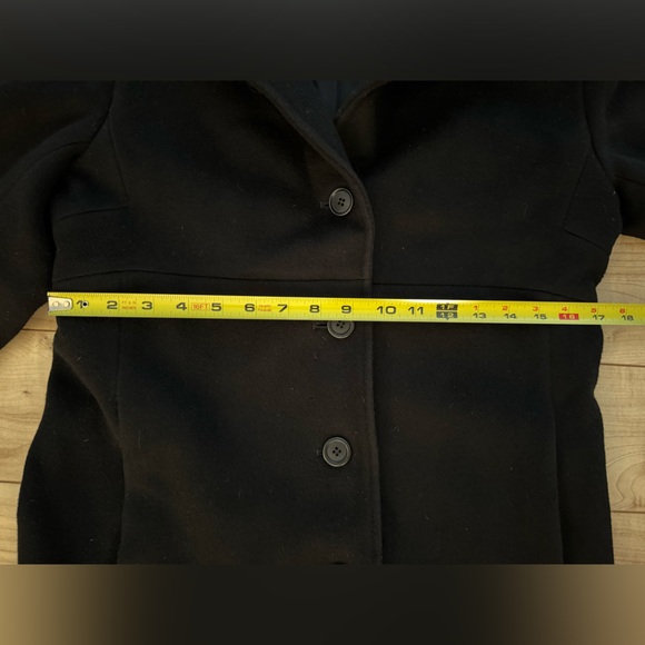 Cashmere Blend Neiman Marcus Tailored coat. Sz small/4 - Picture 3 of 4